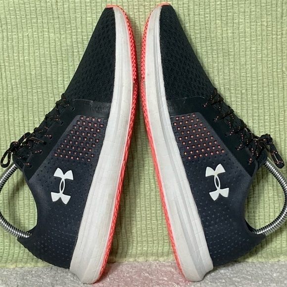Under Armour Womens Black Sway Athletic Running Low Sneaker Shoes - Size US 9 - Picture 7 of 12